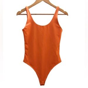BNWOT - Babaton Contour Bodysuit - M